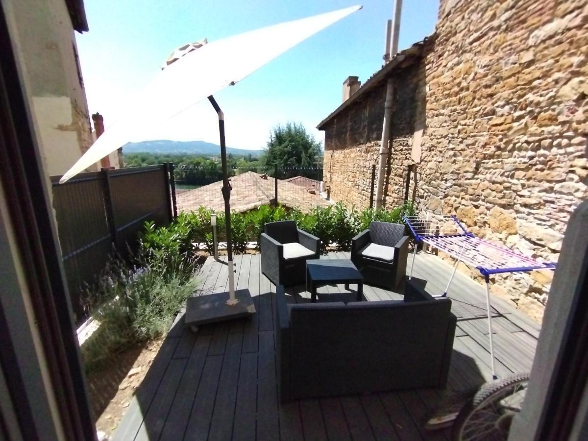 Trevoux: Loft Ravissant Avec Terrasse Lejlighed Eksteriør billede