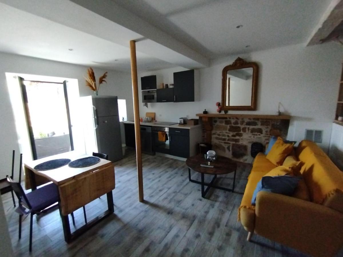 Trevoux: Loft Ravissant Avec Terrasse Lejlighed Eksteriør billede